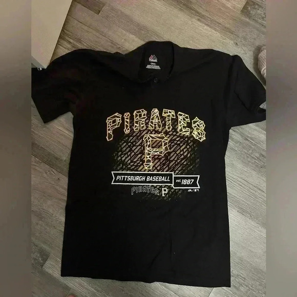 Pirates MLB shirt - Picture 1 of 3
